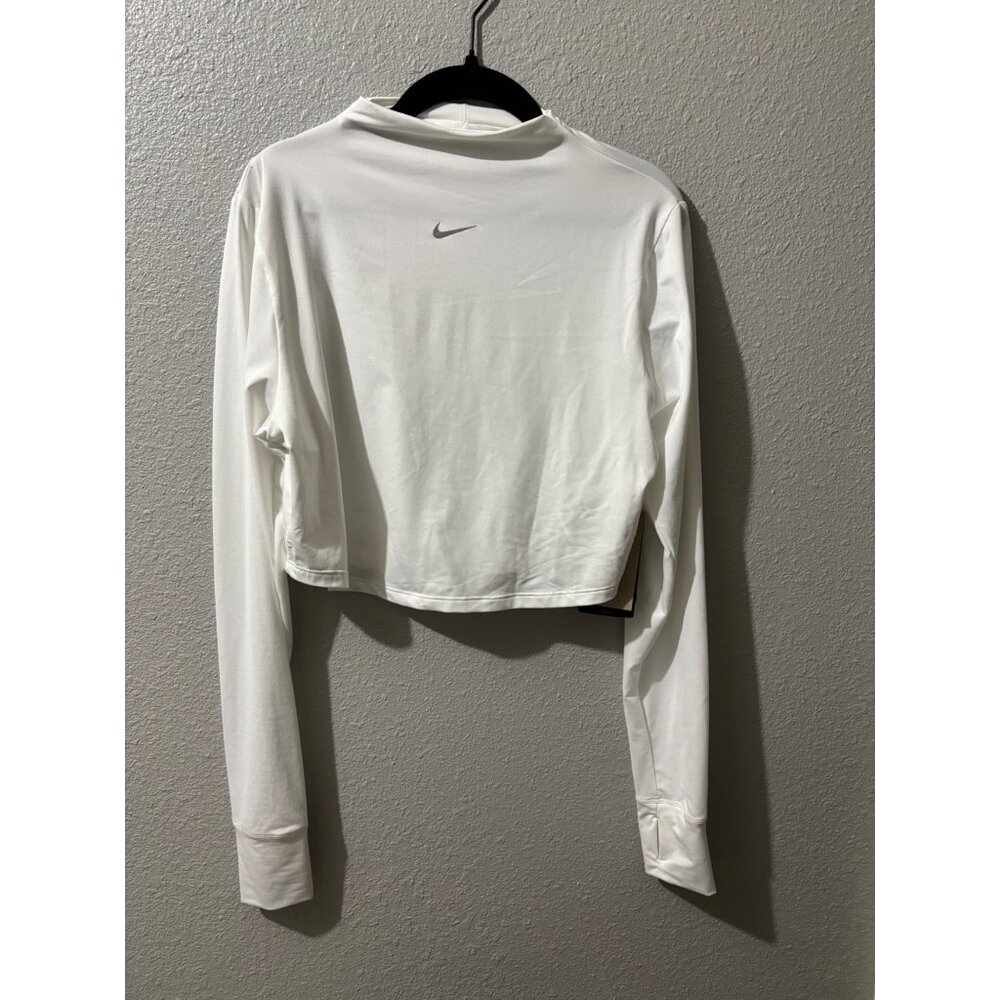 Nike Women's White Training Dri-Fit shirt- Size XL - NWT